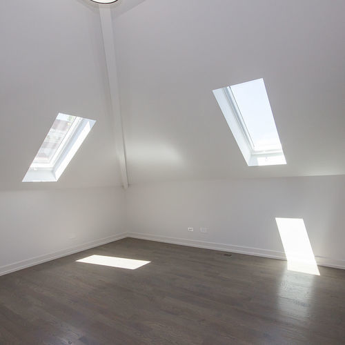 1008 W 18th Street Unit: 305