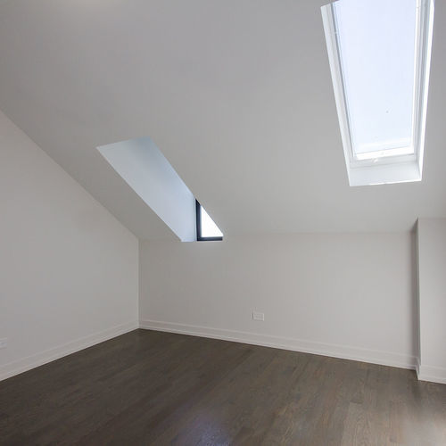 1008 W 18th Street Unit: 305