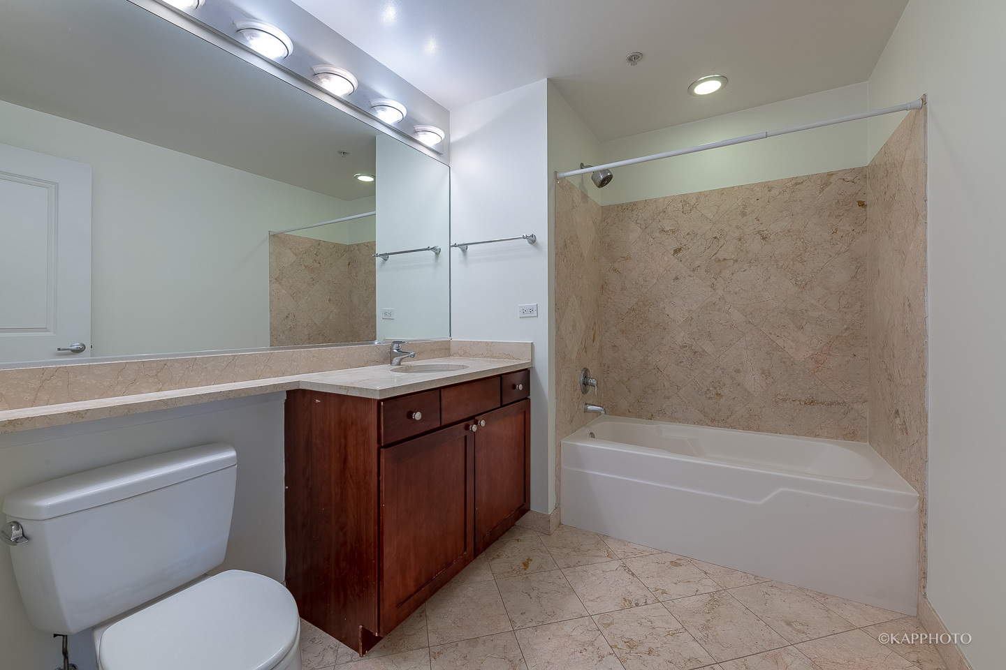 200 N Jefferson Street Unit: 1507