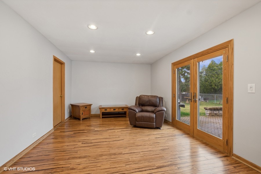 897 Leahy Circle
