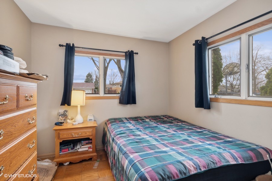 897 Leahy Circle