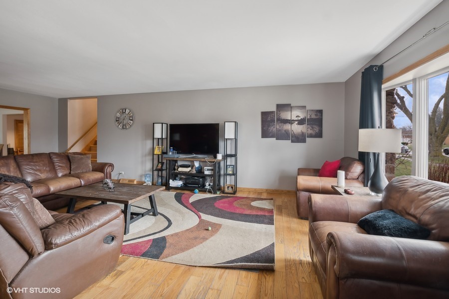 897 Leahy Circle