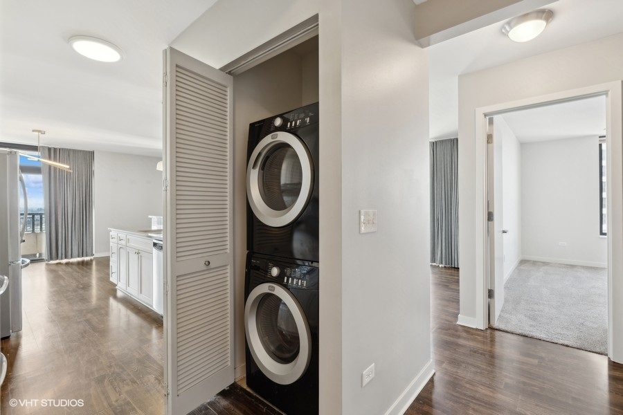 1160 S MICHIGAN Avenue Unit: 3105