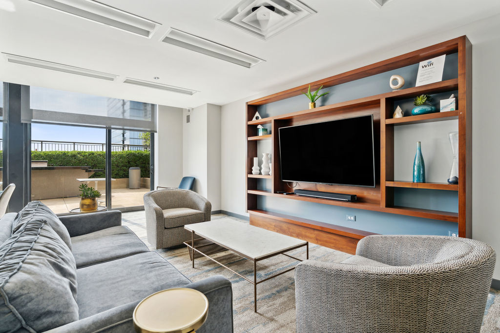 1160 S MICHIGAN Avenue Unit: 3105