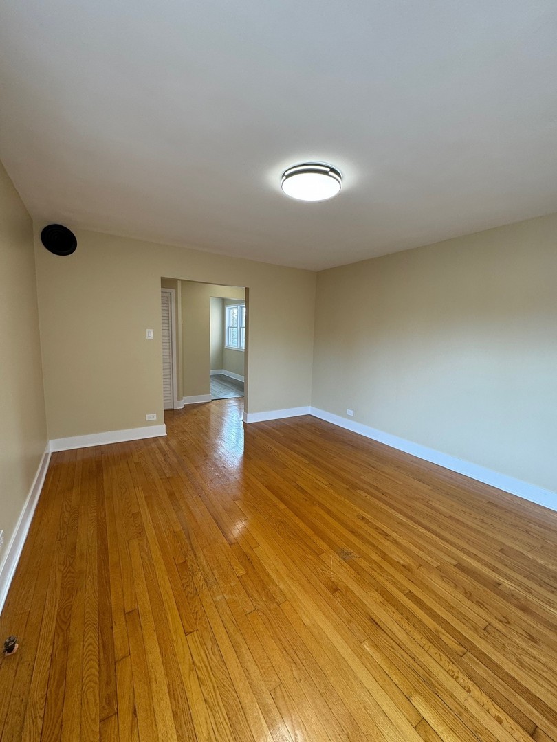 7322 S Kingston Avenue