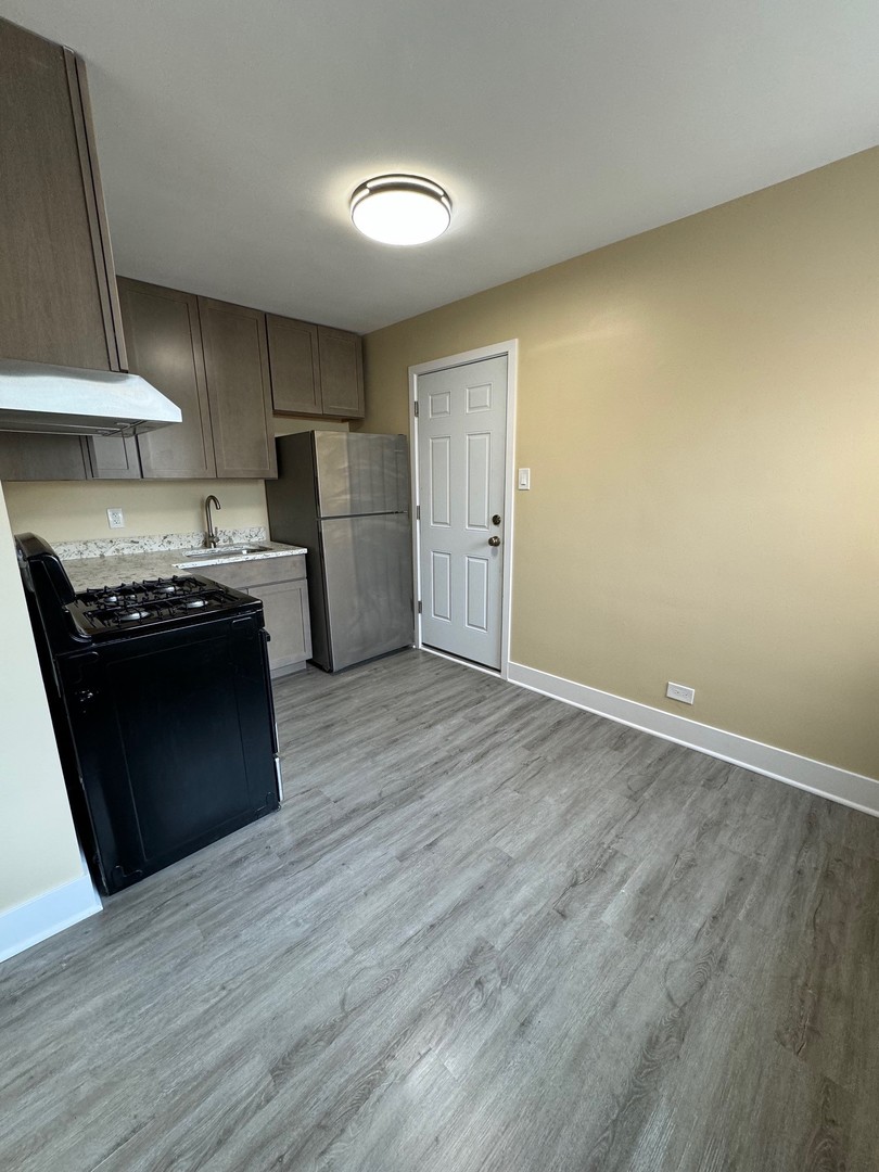 7322 S Kingston Avenue