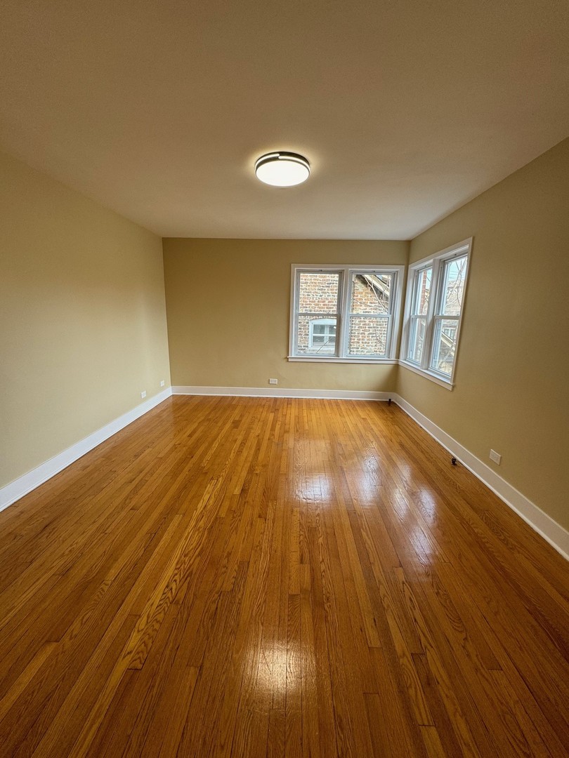 7322 S Kingston Avenue