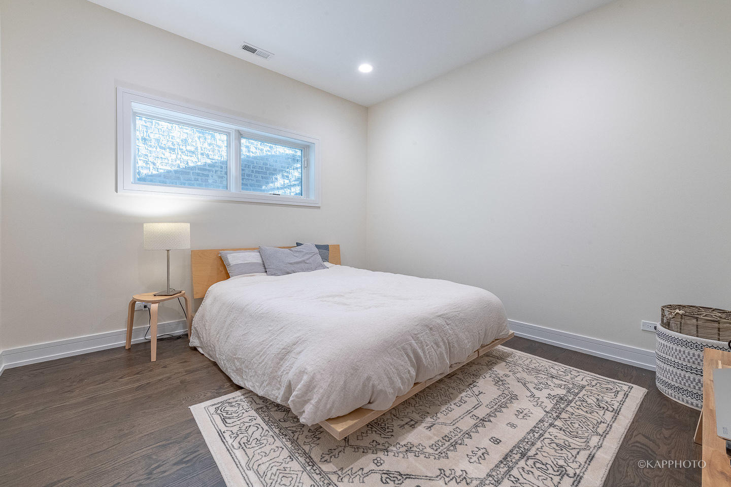 1217 N California Avenue Unit: 2