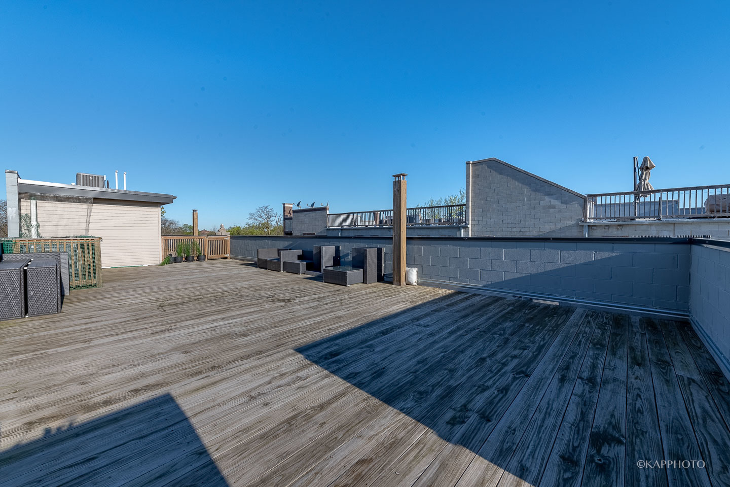1217 N California Avenue Unit: 2