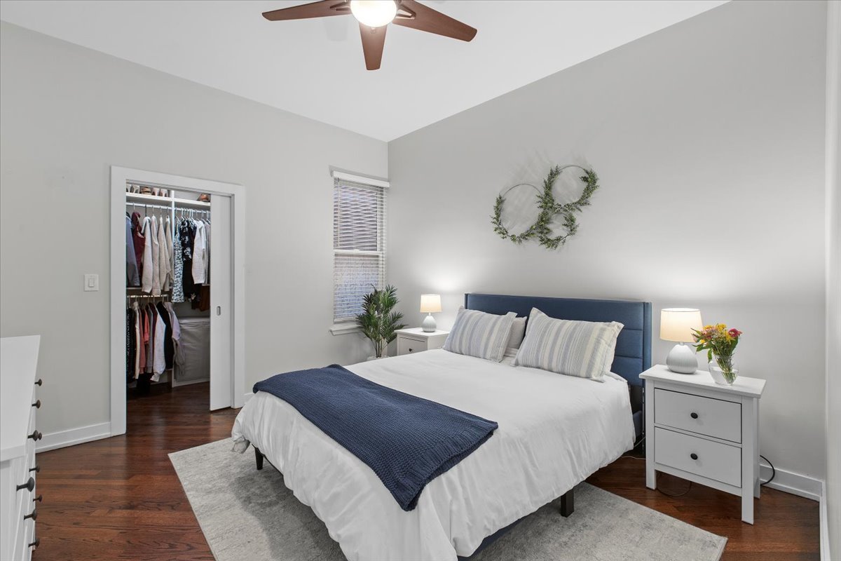 1739 N CLYBOURN Avenue Unit: 2N