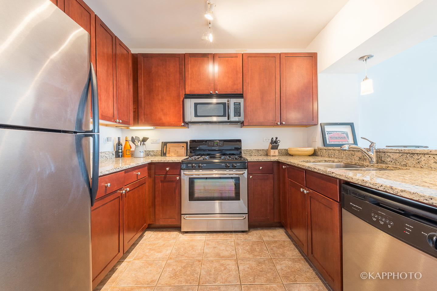 200 N Jefferson Street Unit: 1303