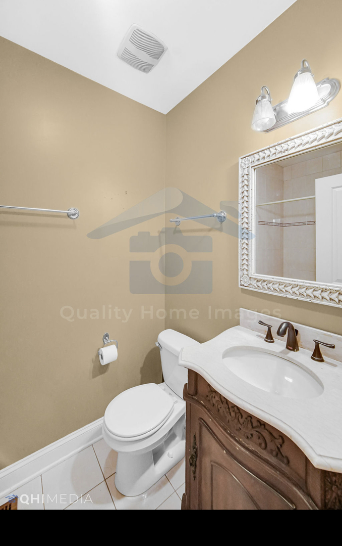 5224 S MICHIGAN Avenue Unit: 1