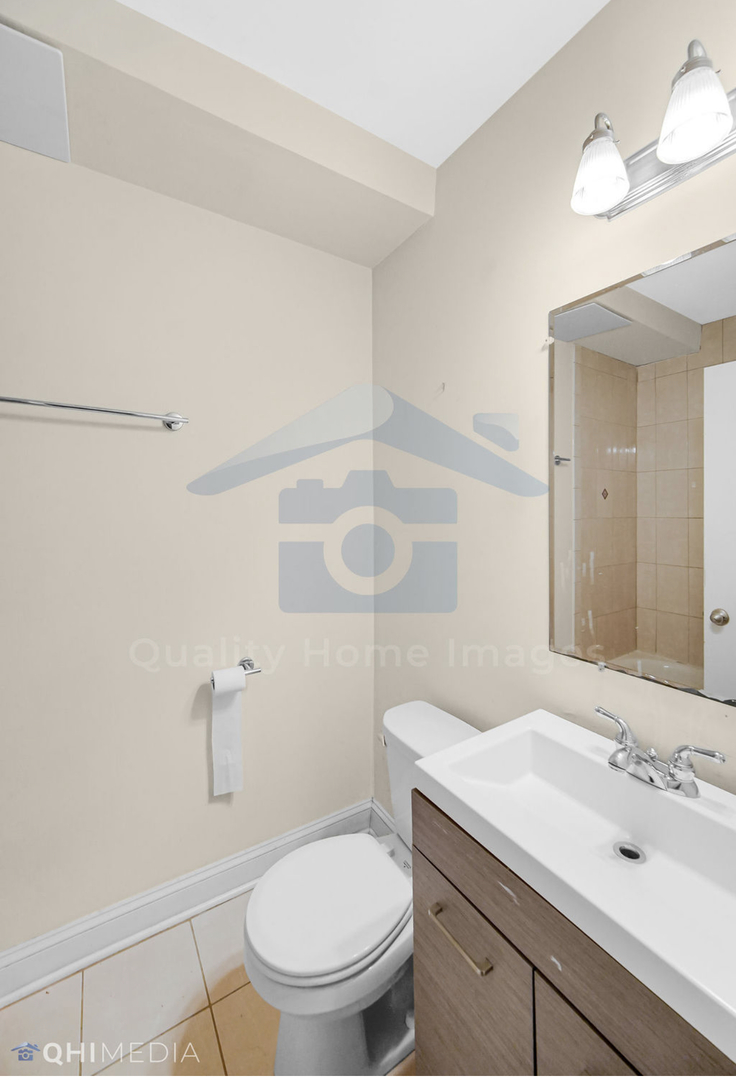 5224 S MICHIGAN Avenue Unit: 1