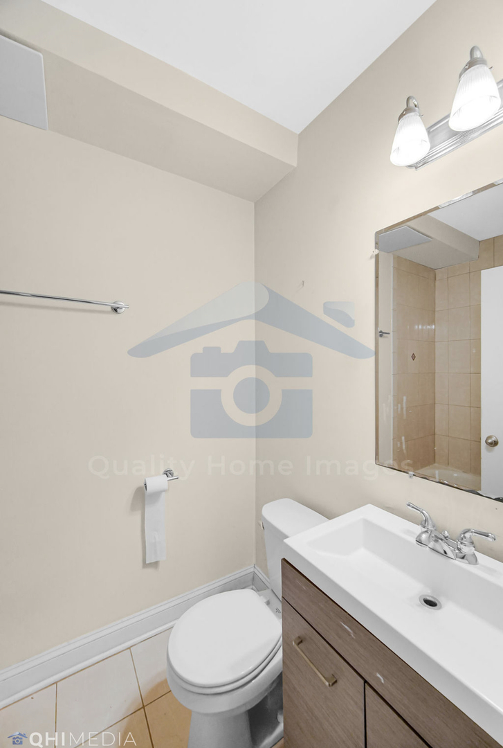 5224 S MICHIGAN Avenue Unit: 1