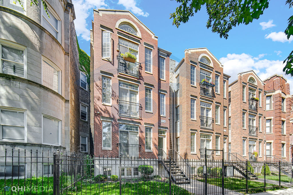 5224 S MICHIGAN Avenue Unit: 1