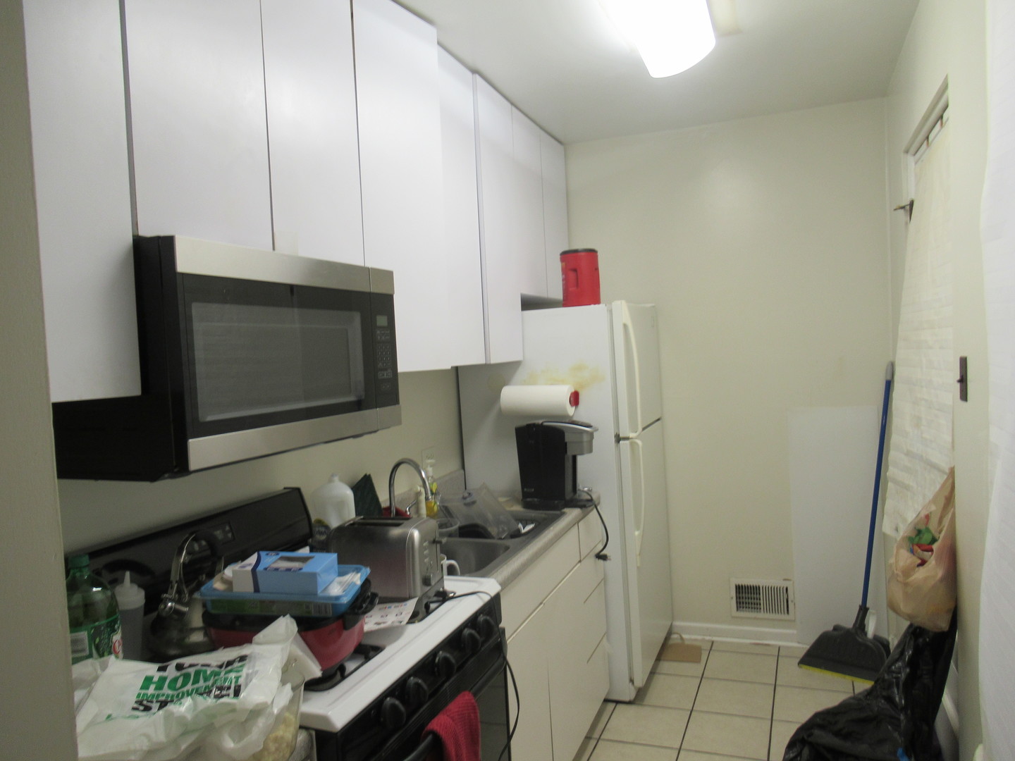 3621 S WINCHESTER Avenue