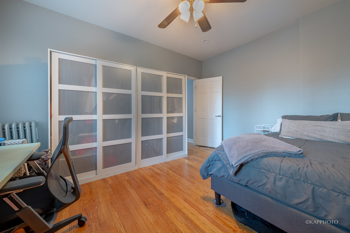 1323 W Addison Street Unit: 1B