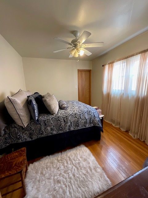 8905 S Merrill Avenue