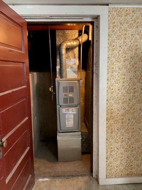 8905 S Merrill Avenue