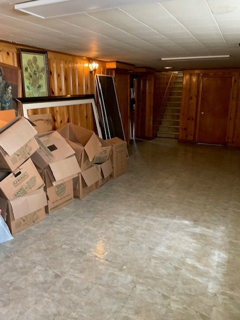 8905 S Merrill Avenue