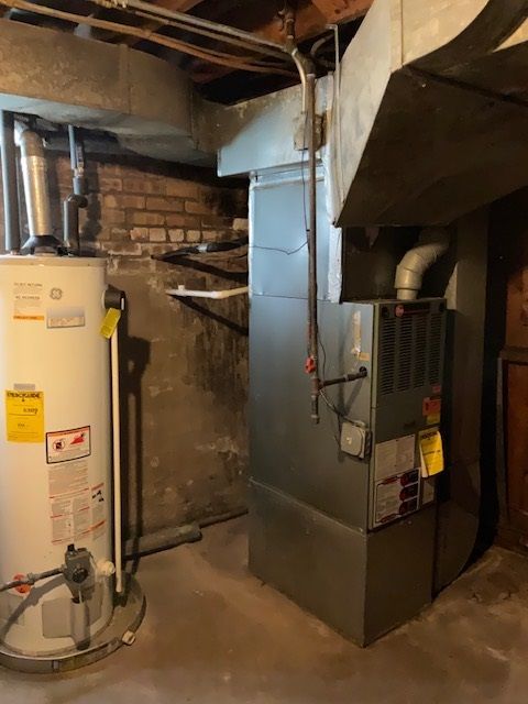 8905 S Merrill Avenue