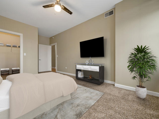 451 W Huron Street Unit: 1306