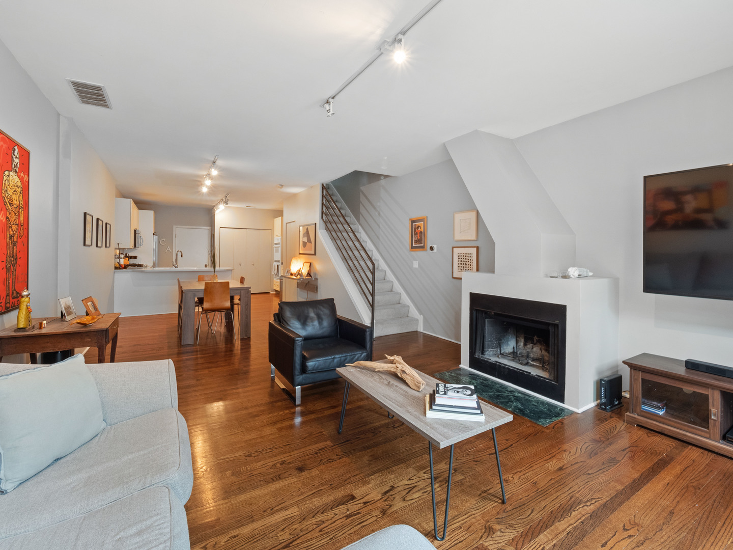 1801 W Diversey Parkway Unit: 30
