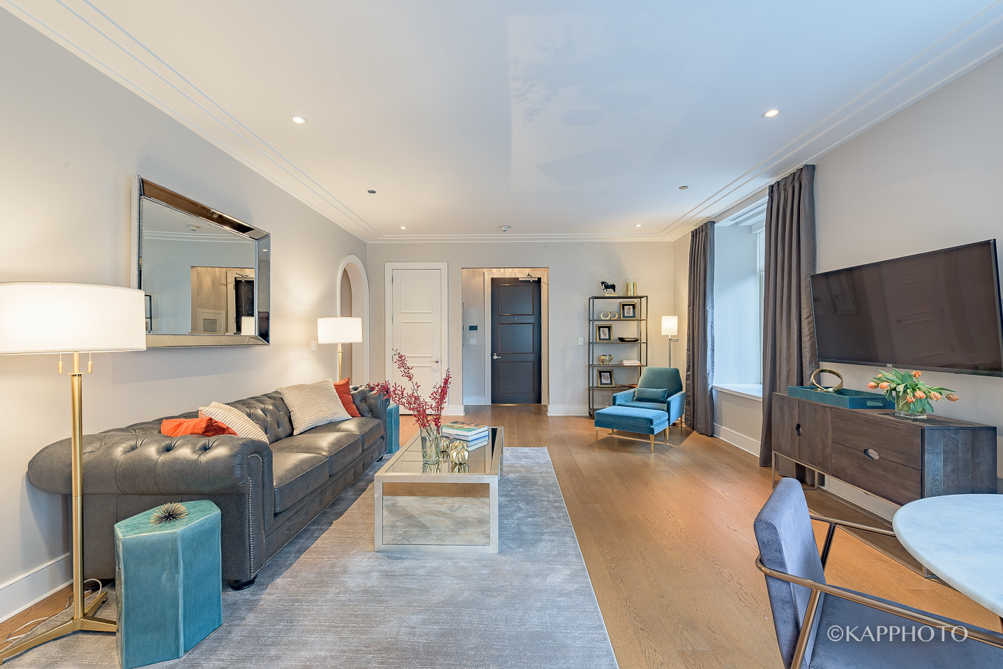 118 E Erie Street Unit: 18D