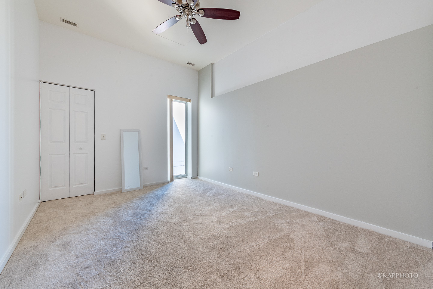 1620 S Michigan Avenue Unit: 1205