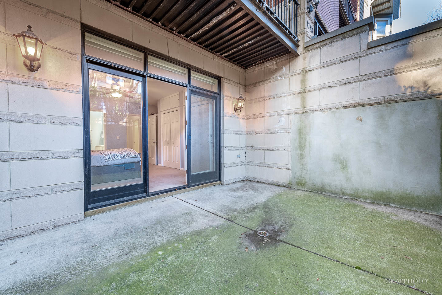 1728 W Roscoe Street Unit: G
