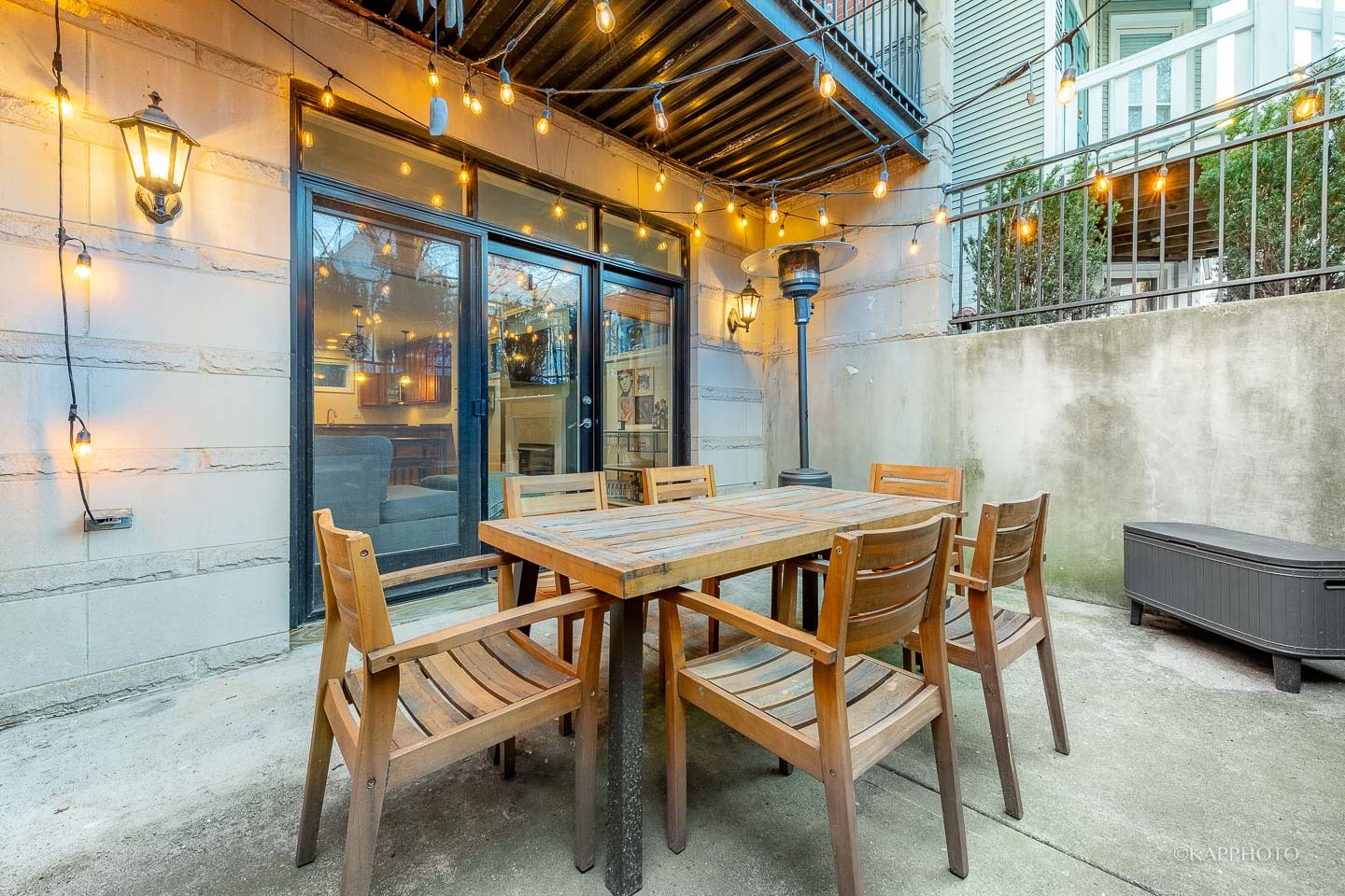 1728 W Roscoe Street Unit: G