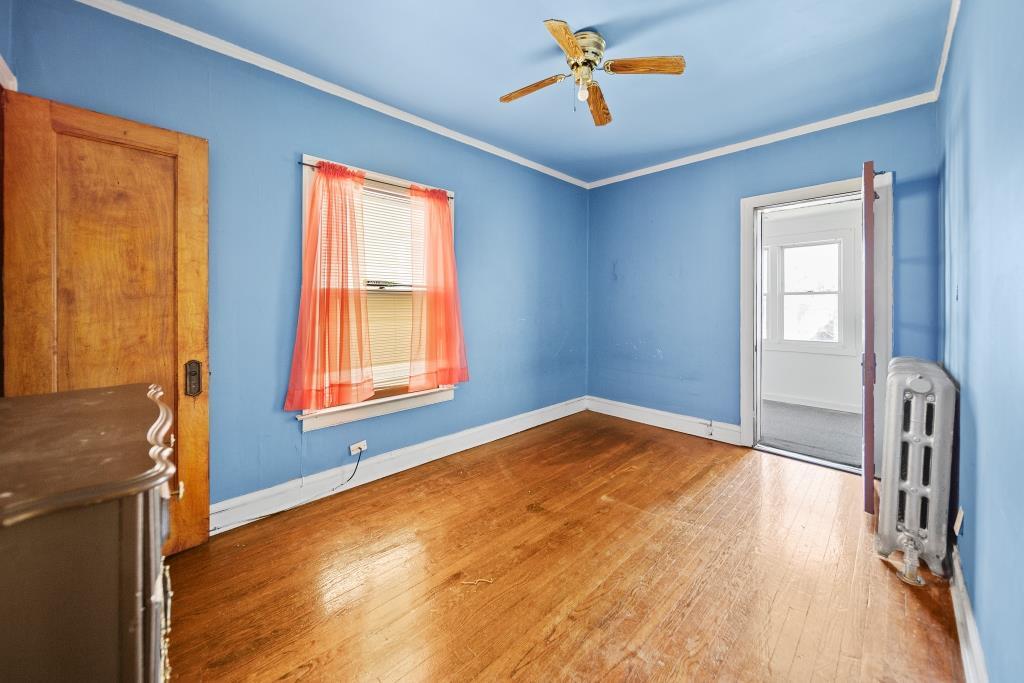 7939 S Champlain Avenue