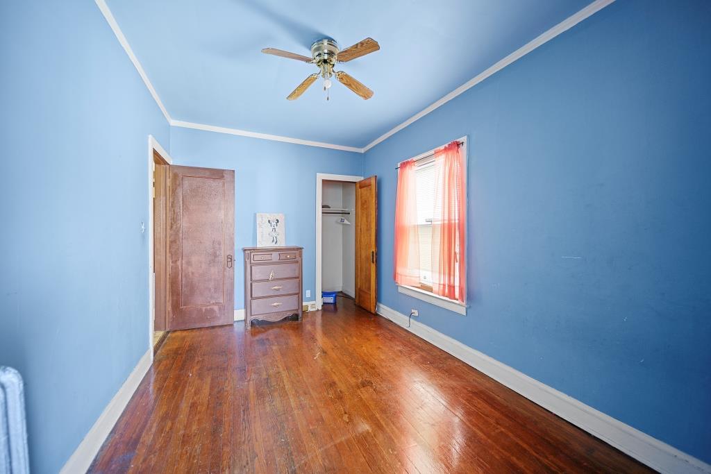 7939 S Champlain Avenue