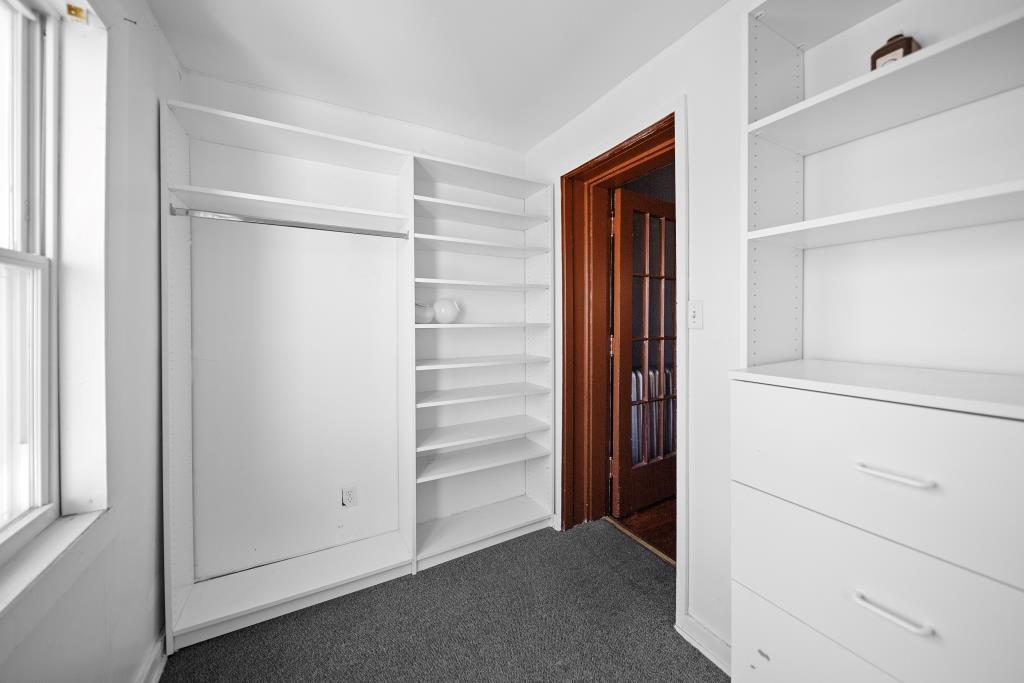 7939 S Champlain Avenue