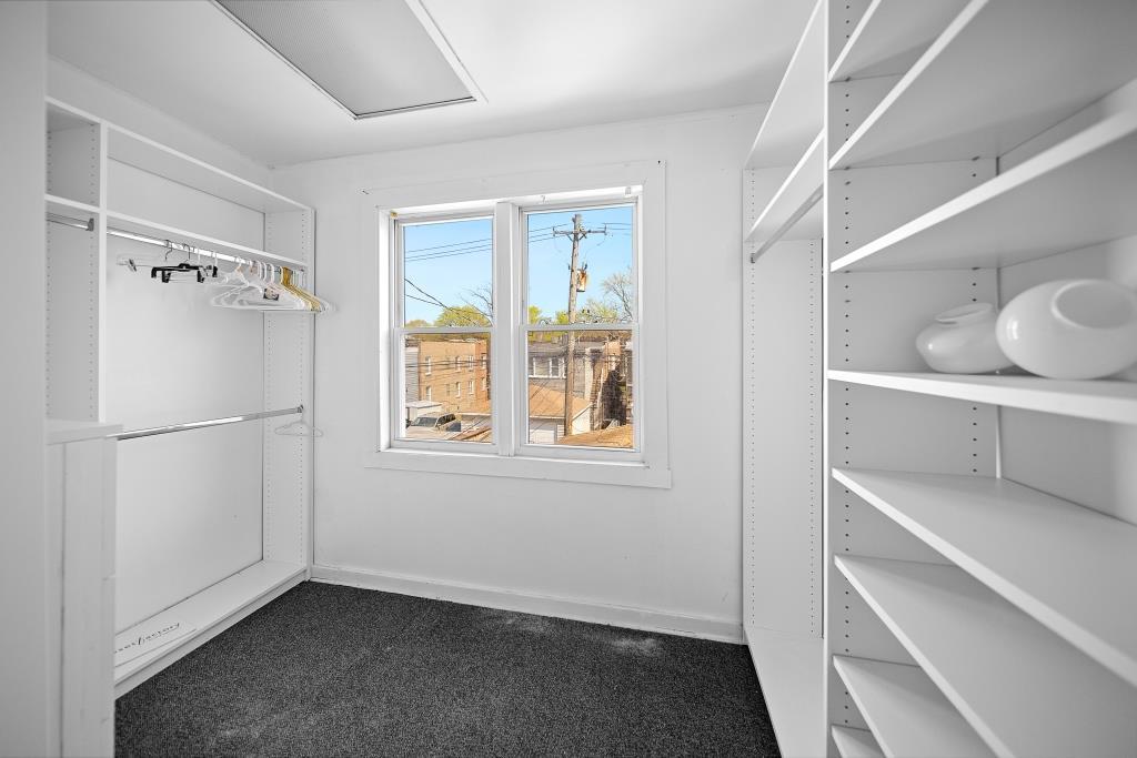 7939 S Champlain Avenue