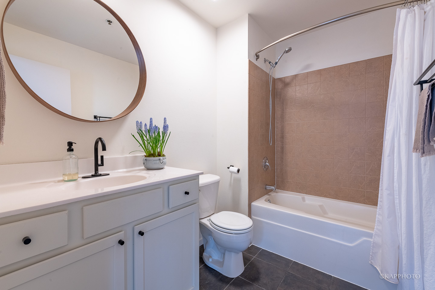 933 W Van Buren Street Unit: 707