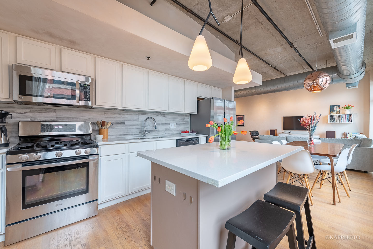 933 W Van Buren Street Unit: 707