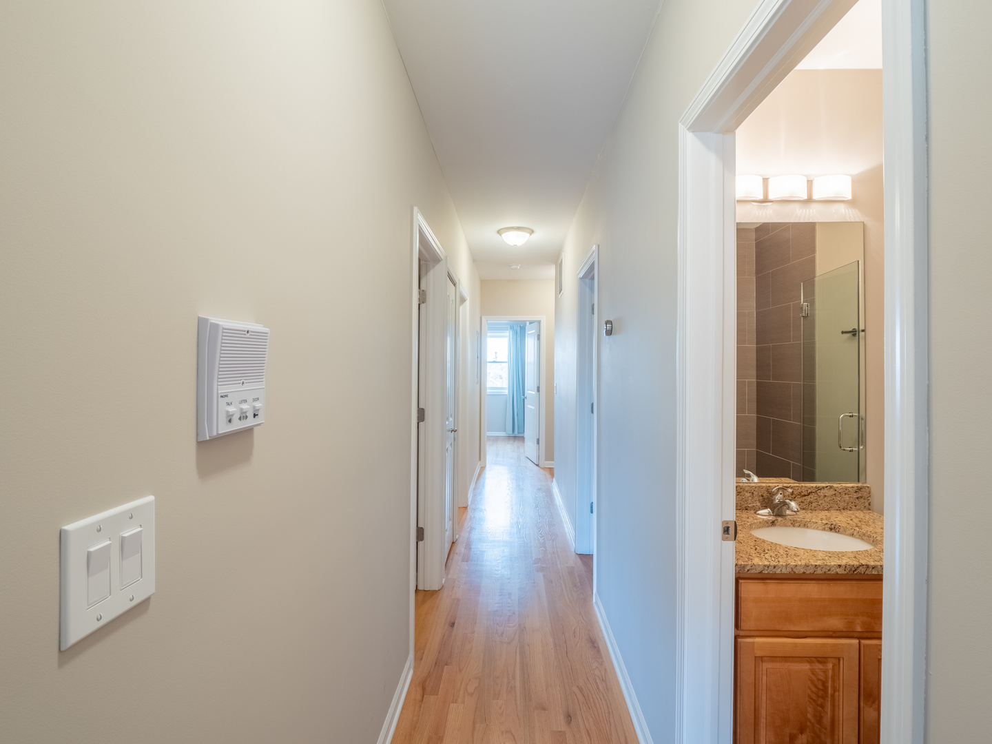 2611 S Halsted Street Unit: 4