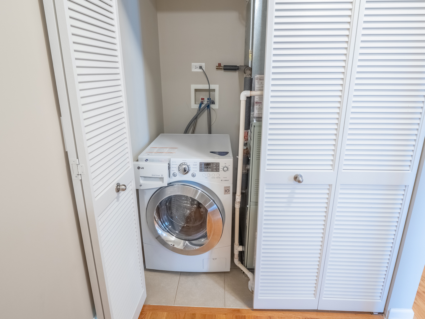 2611 S Halsted Street Unit: 4