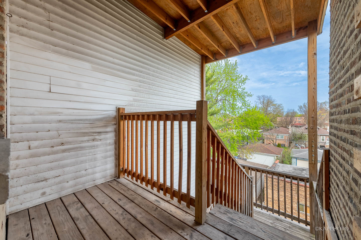 8225 S Prairie Avenue Unit: 3