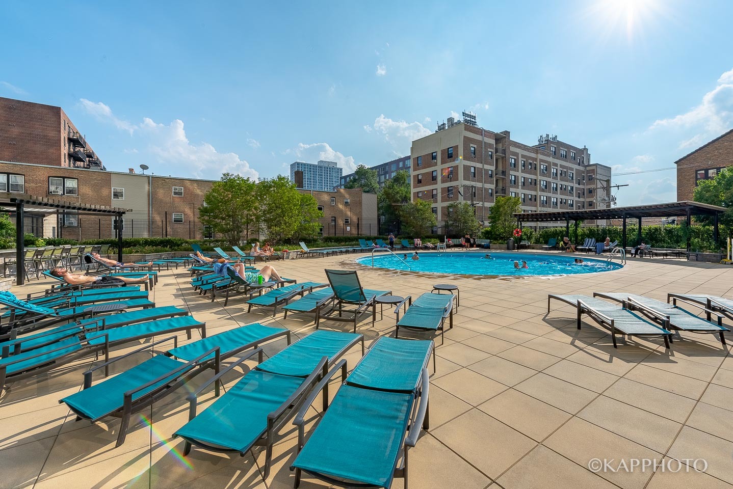 3930 N Pine Grove Avenue Unit: 2005