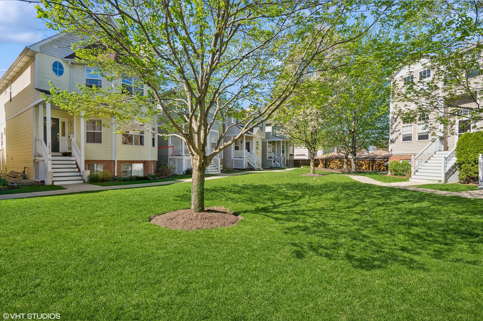 3874 N Milwaukee Court