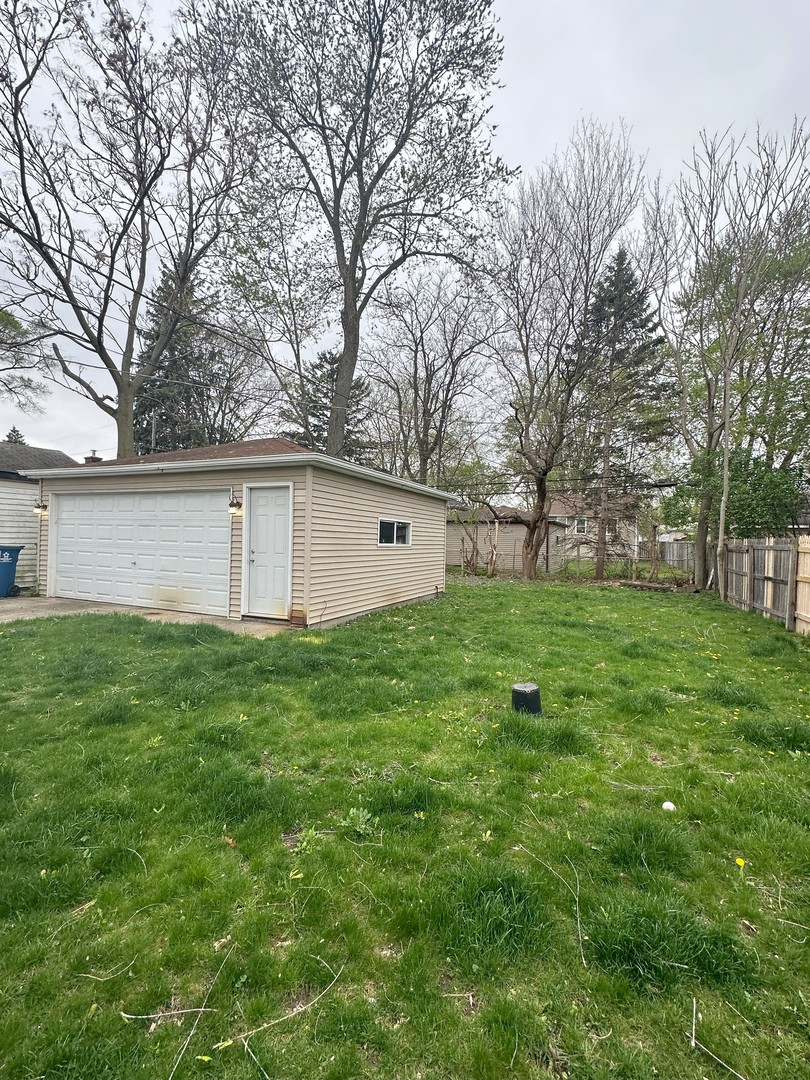 14528 Spaulding Avenue