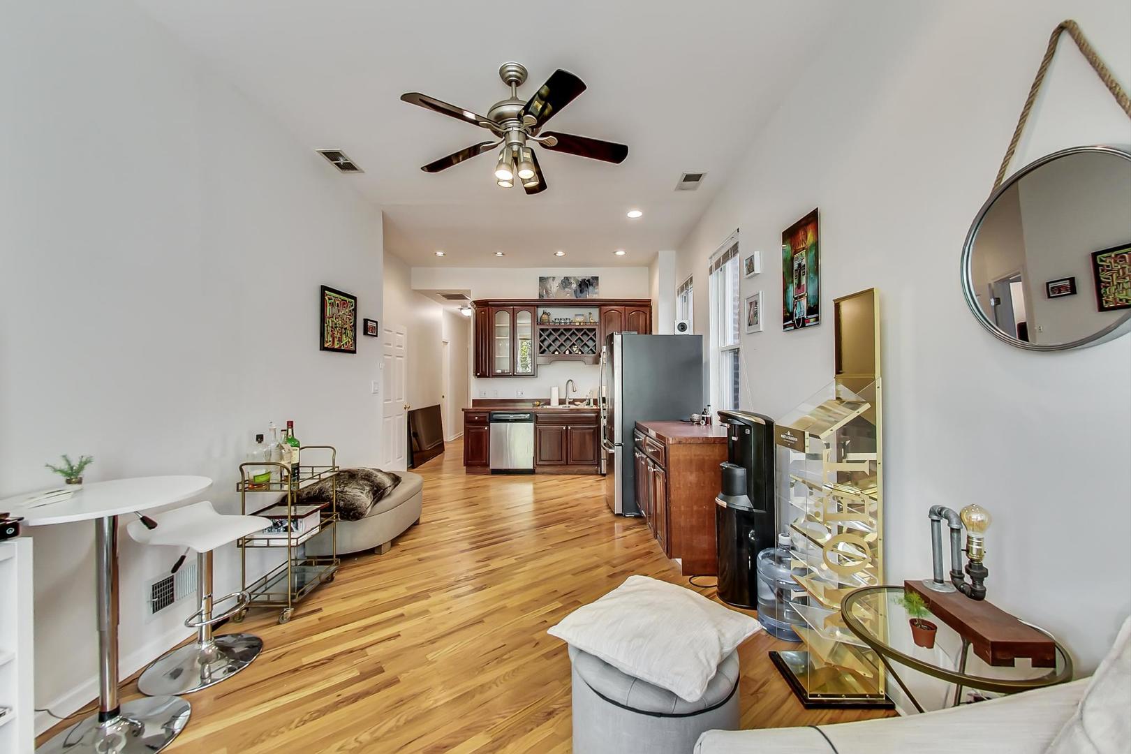 2148 W Erie Street Unit: 1