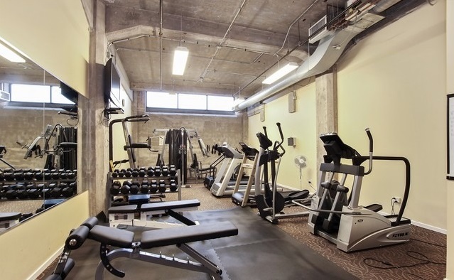 210 S Desplaines Street Unit: 608
