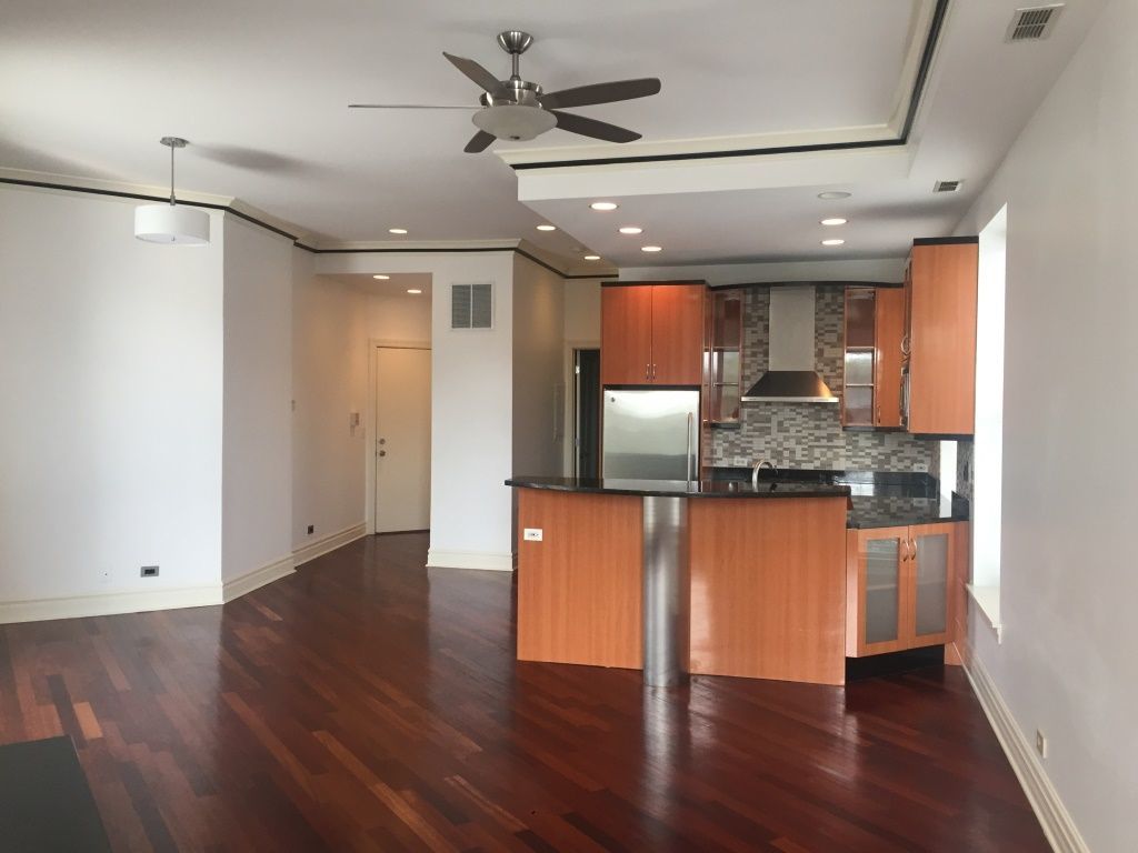 36 S Ashland Avenue Unit: 303