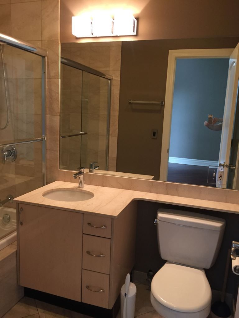 36 S Ashland Avenue Unit: 303