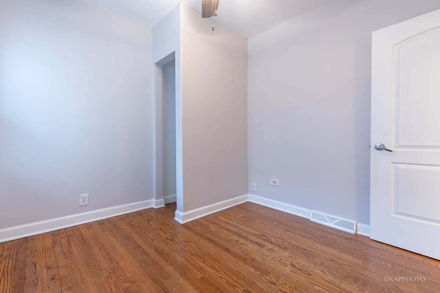 8030 S Princeton Avenue