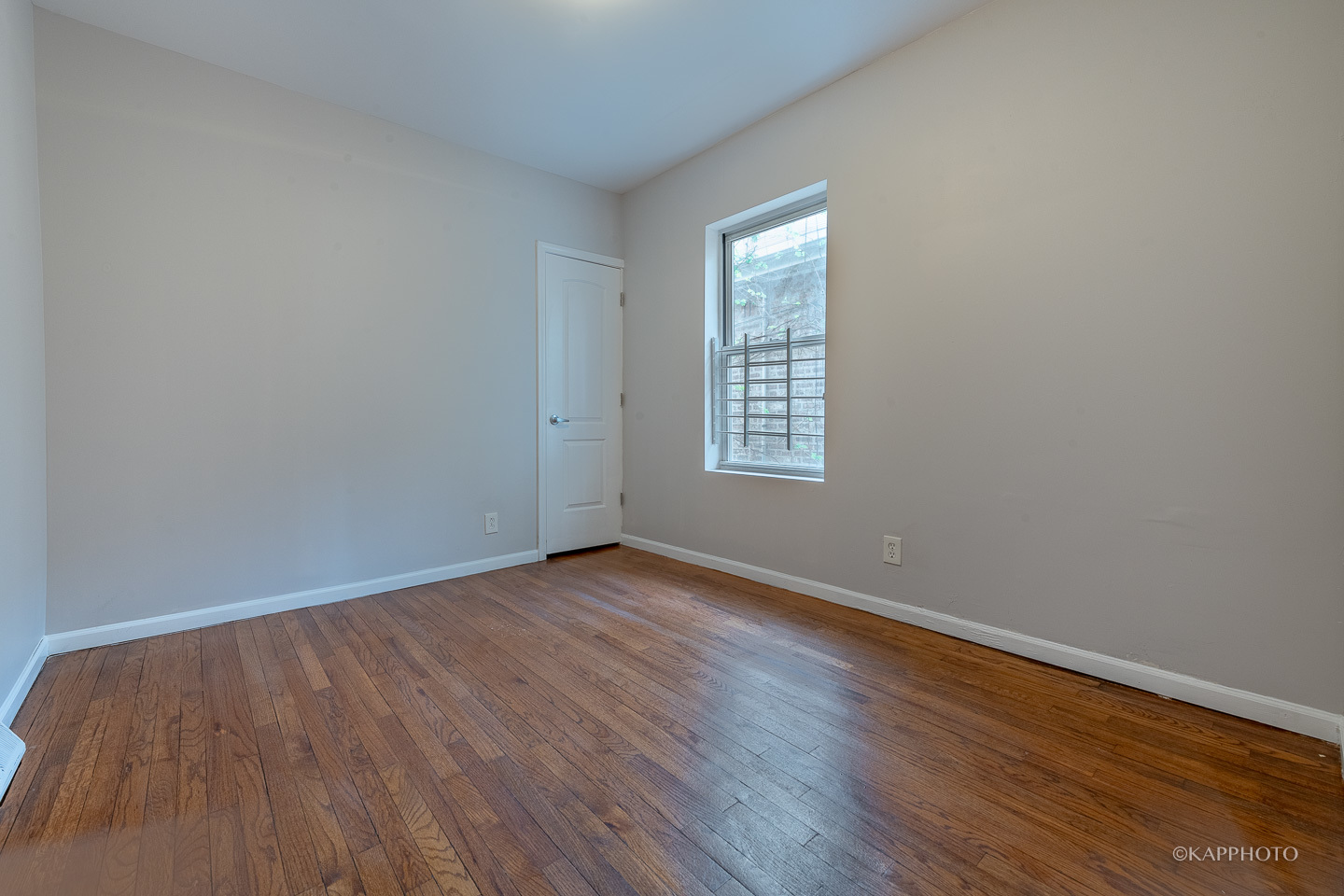 8030 S Princeton Avenue