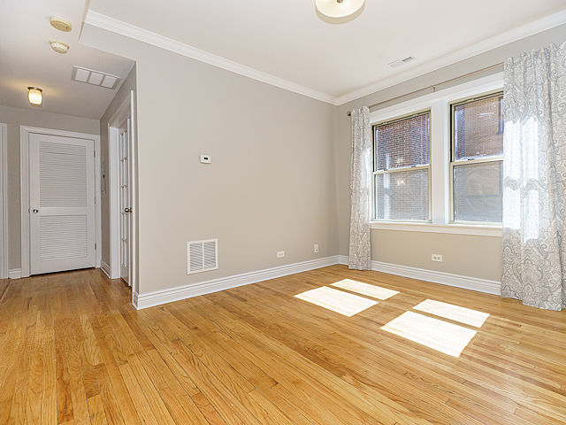 2017 N LEAVITT Street Unit: 1